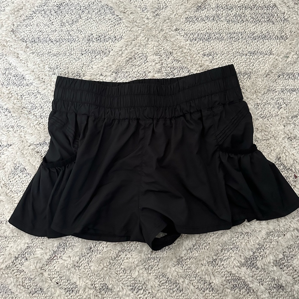 FREE PEOPLE 🌼 GET YOUR FLIRT ON SHORTS
